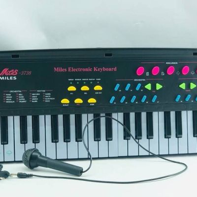 بيانو 🎹🎹+ ميكرفون🎤🎤