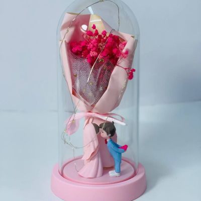 زجاجة بوكية الورد 💐💐💐  و ولد و بنت 👫👫👫 