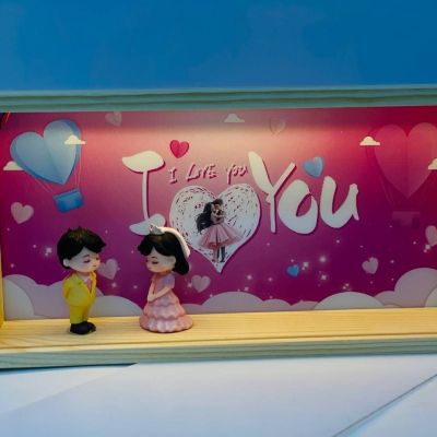 البرواز المجسم الخشب 🪵🪵علي شكل عريس و عروسة 🤵🏻‍♂️👰🏻‍♀️