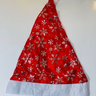 طرطور القطيفة الاحمر في النجوم و الثلج  ❄️🔴⭐️🎉🎅🏻