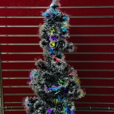 الشجرة المضيئة انوار كوكتيل 🔵🔴🟢🟡 المقاس : ١٥٠ سم 