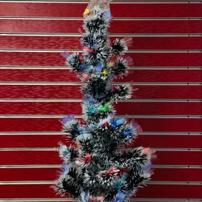 الشجرة المضيئة انوار كوكتيل 🔵🔴🟢🟡 المقاس : ٢١٠ سم 