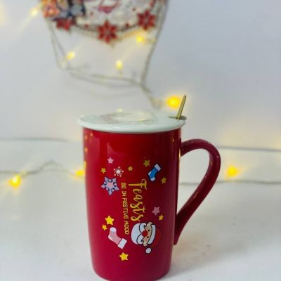 المج الخزف بالغطاء بمعلقة 🥄 المجسم 🎅🏻