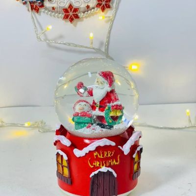 بلورة بابا نويل و سنومان 🎅🏻☃️☃️❄️ والثلج ❄️❄️