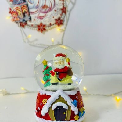 بلورة بابا نويل بالموتوسيكل و شجرة الكريسماس 🎅🏻🛵🎄❄️ والثلج ❄️❄️