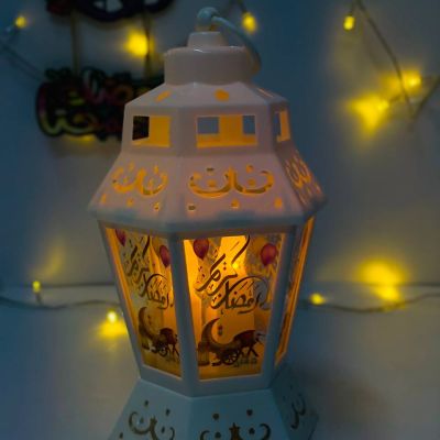 الفانوس الاكليرك السداسي بزجاج 6️⃣🙌🏻و 3️⃣ شموع 🕯️